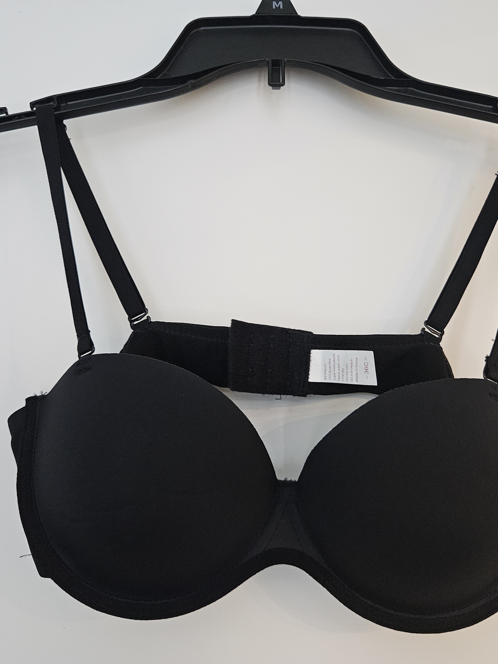 NWT Black Smooth Molded Convertible Bra with Removable Straps